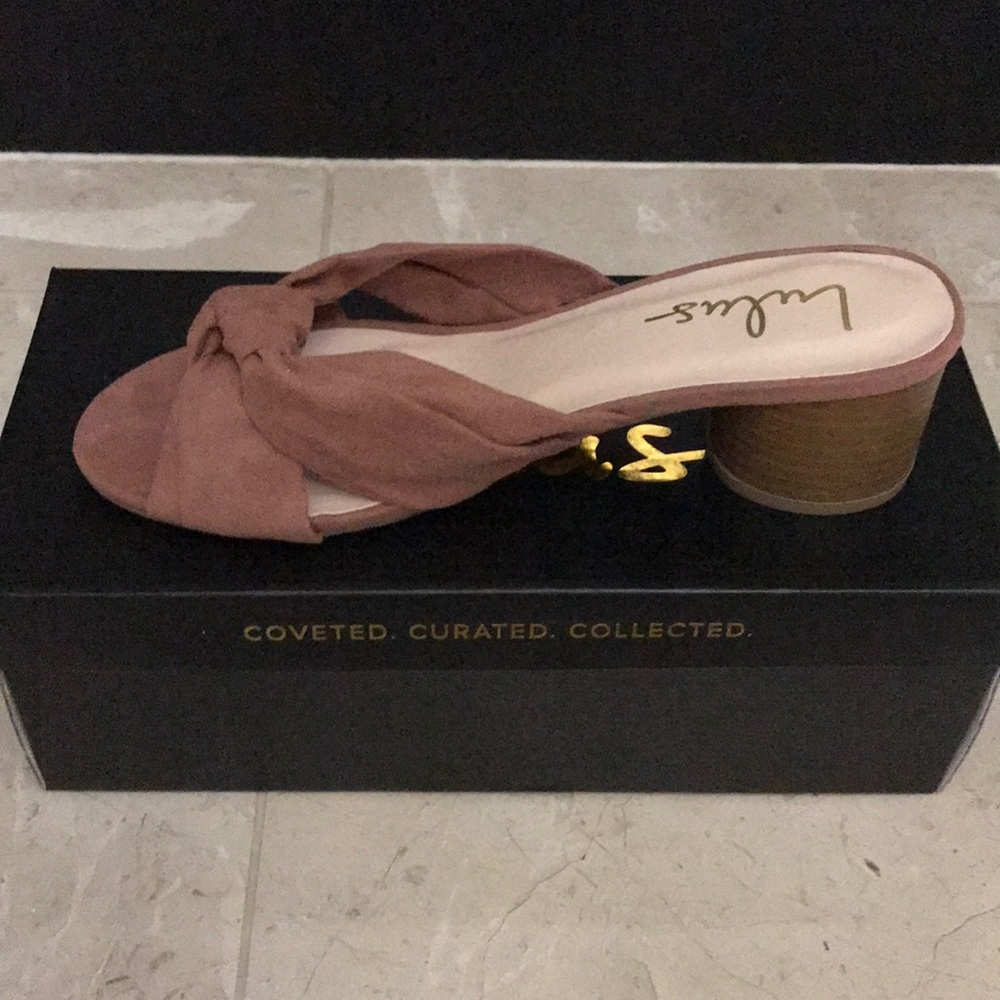 NEW Lulus Suede Knotted Open Toe Sandals 5.5
